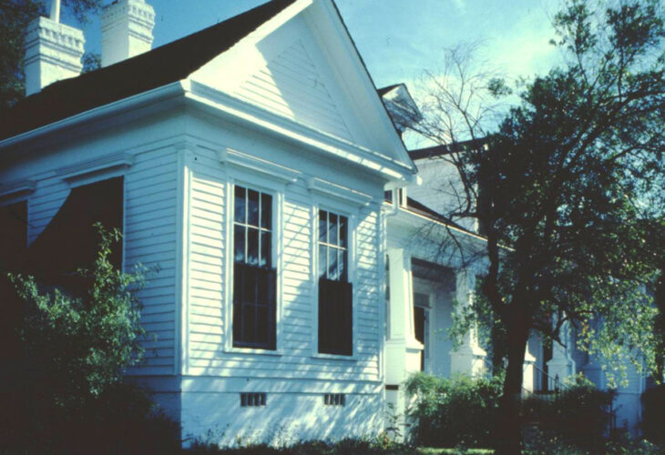 Продажі існуючих будинків зросли