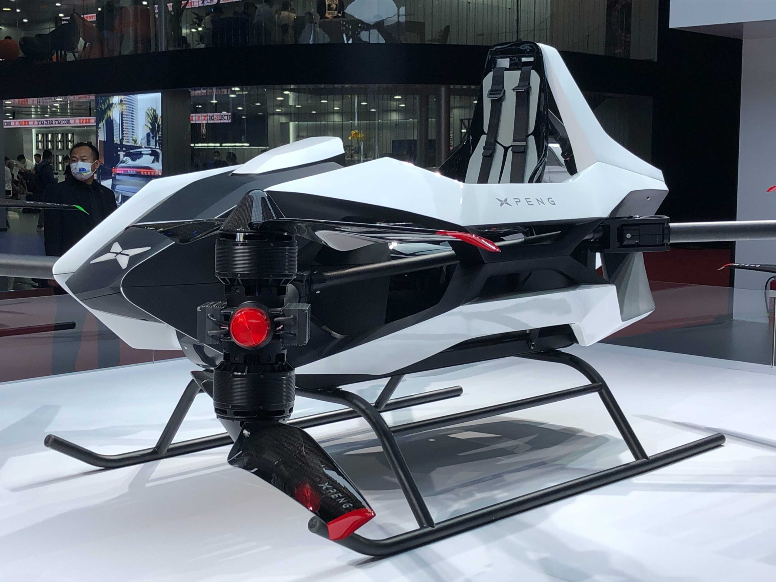 Компанія літаючих автомобілів китайського виробника електромобілів Xpeng збирає понад 500