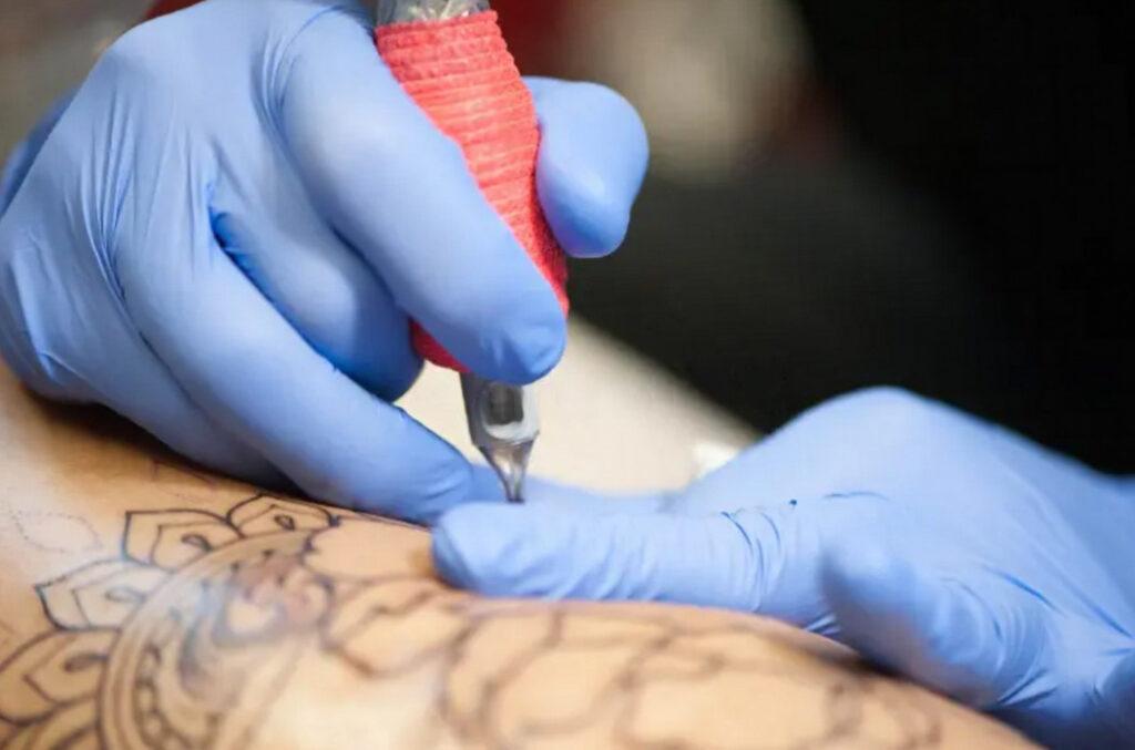 нанесення тату