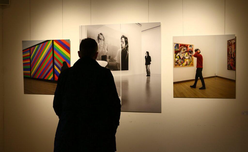 Галерея, виставка картин