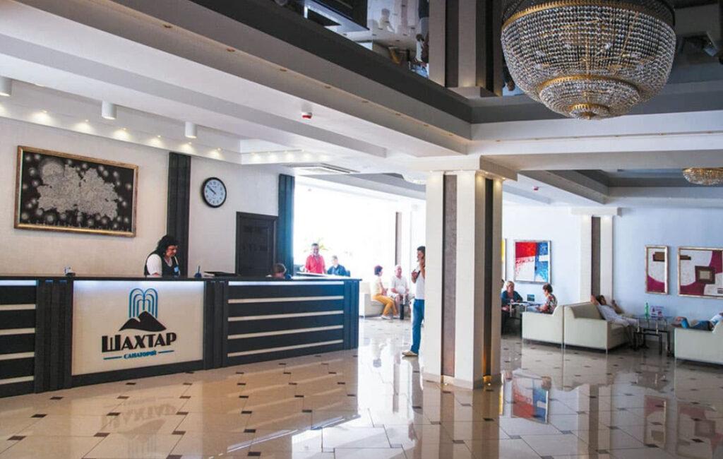 sanatorij-shahtar-u-truskavci-bizmag-com-ua